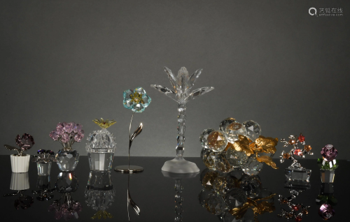 Swarovski, 9 Boxed Crystal Flowers