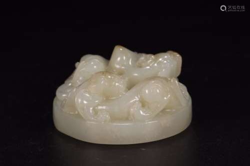 a chinese hetian jade carving of dragon,qing dynasty