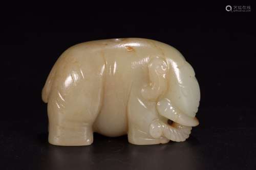 a chinese hetian jade carving of elephant,qing dynasty