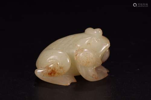 a chinese hetian jade toad ornament,qing dynasty