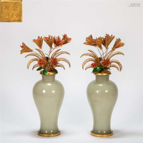 A PAIR OF  CHINESE HETIAN JADE VASES GOLD PLATED