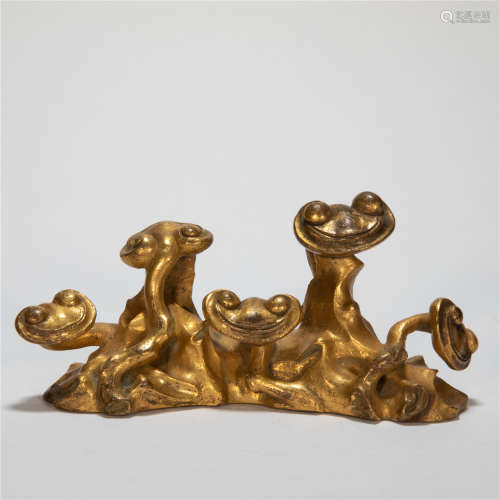 CHINESE GILT BRONZE PENHOLDER