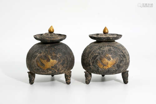 Chinese Pair Of Exquisite Gold Gilded Tripod Furnaces