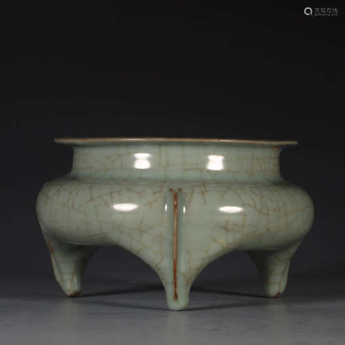 Chinese Song Dynasty Guan Kiln Tricolor Furnace