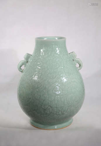 Chinese Engraved Flower Pattern Porcelain Bottle