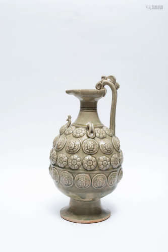 Chinese Early Perido Exquisite Celadon Pot