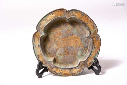 Chinese Early Period Bronze Gold Painted Plate With Deer Pattern