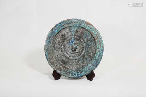 Chinese Exquisite Bronze Mirror