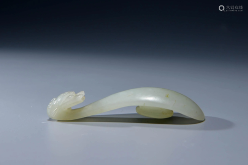 A CHINESE WHITE JADE BELT HOOK