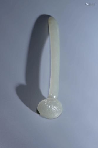 A CHINESE WHITE JADE HAIRPIN