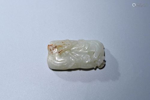 A CHINESE WHITE JADE PENDANT