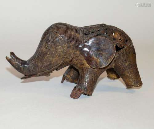 Afrika Junges Elefant, Gelbmetallfigur, IndienAus …