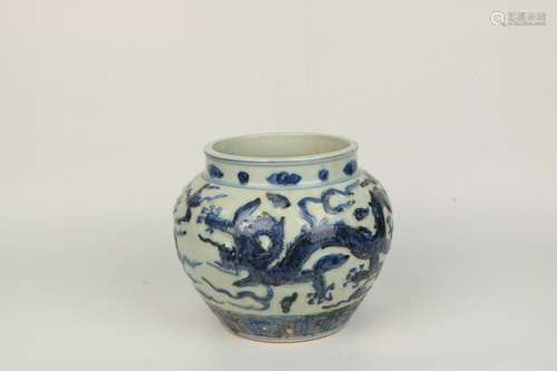 a chinese blue and white porcelain dragon pattern pot