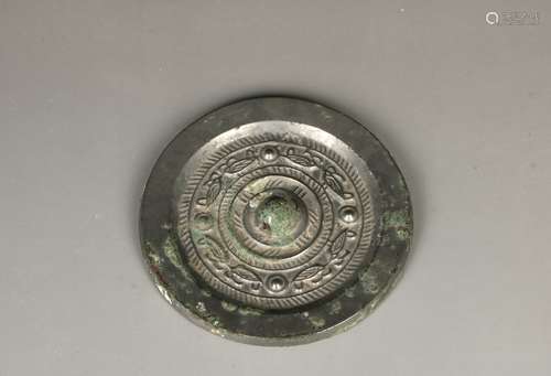 a chinese bronze mirror,han dynasty