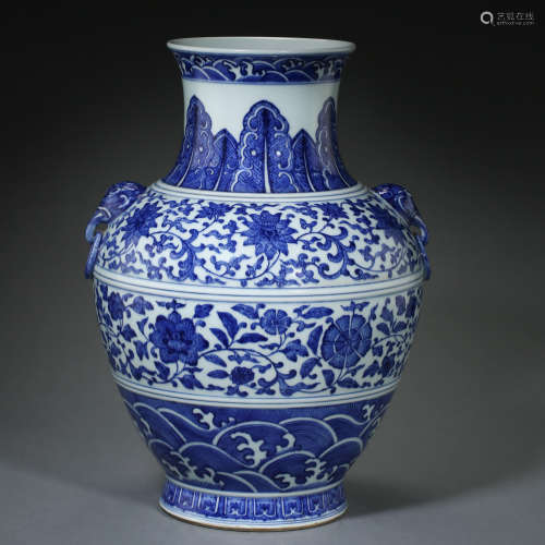 CHINESE ANCIENT BLUE AND WHITE PORCELAIN ZUN