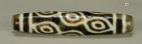 A NINE EYES PATTERN DZI