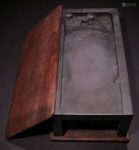 AN INK SLAB CARVED WITH POETRY