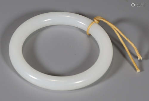 A HETIAN WHITE JADE BANGLE