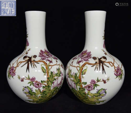 A ENAMELED GLAZE VASE WITH BIRD&FLOWER PATTERN