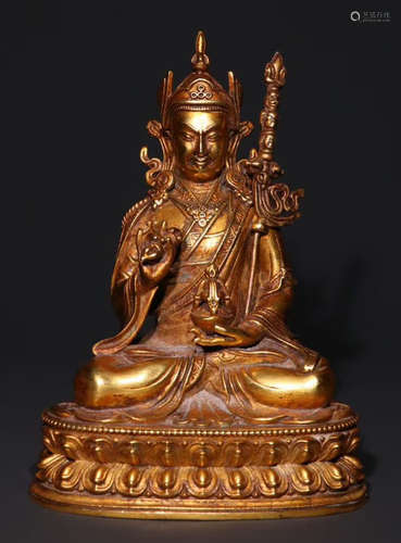 A GILT BRONZE BUDDHA STATUE