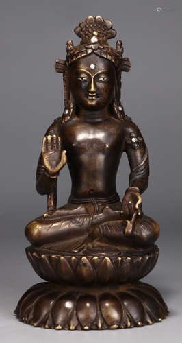 A COPPER TARA BUDDHA STATUE