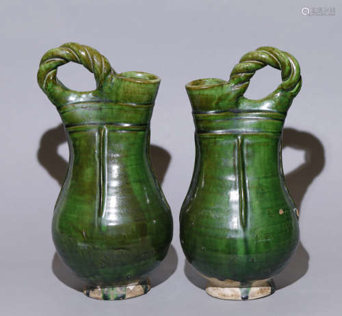 Liao Dynasty - Pair of Green Glaze Vessel