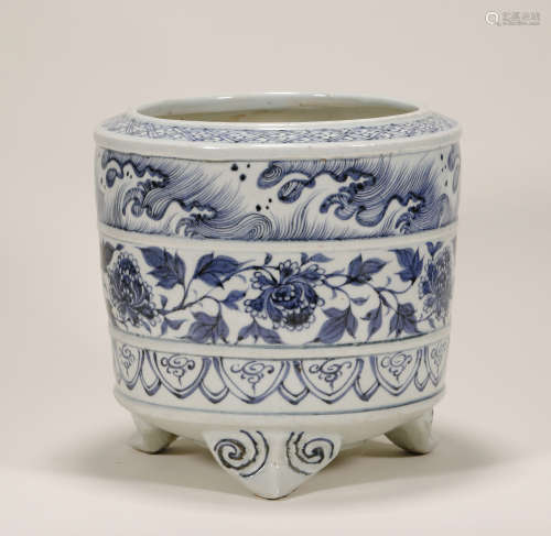 Yuan Dynasty - Blue and White Porcelain Tripod