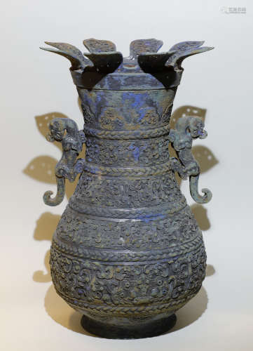 Spring and Autumn Period Bronze Vessel with Carvings