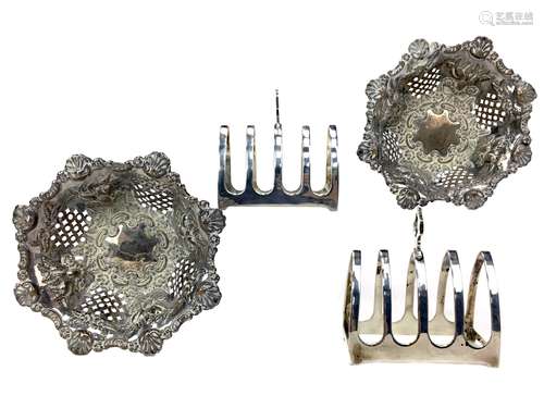 A PAIR OF SILVER FIVE BAR TOAST RACKS