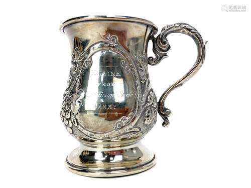 AN EDWARDIAN SILVER CHRISTENING MUG