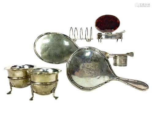 A COLLECTION OF SILVER ITEMS INCLUDING A PAIR OF CIRCULAR BOWLS