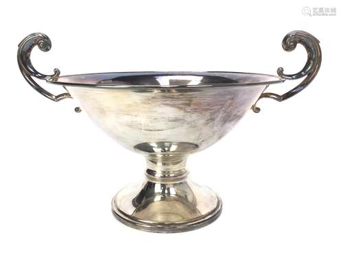 A GEORGE V SILVER TWIN HANDLED BOWL