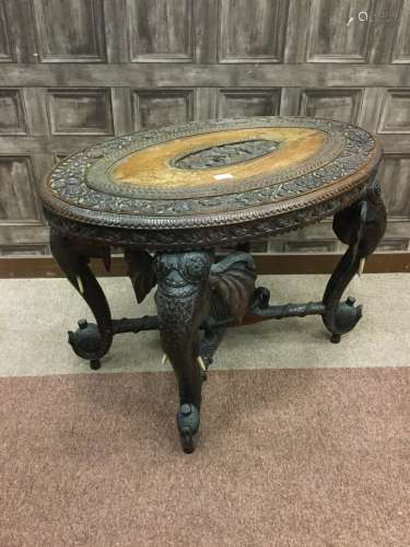 AN EARLY 20TH CENTURY INDIAN OVAL CENTRE TABLE