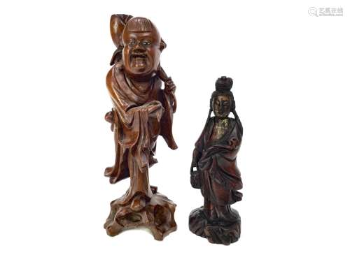 A LOT OF TWO CHINESE CARVED WOOD FIGURES