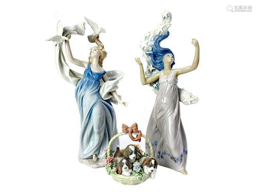 A LOT OF THREE LLADRO FIGURES