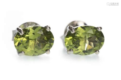 A PAIR OF PERIDOT STUD EARRINGS