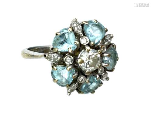 AN AQUAMARINE AND DIAMOND RING