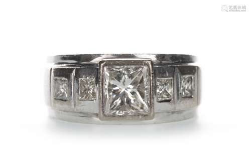 A DIAMOND DRESS RING,