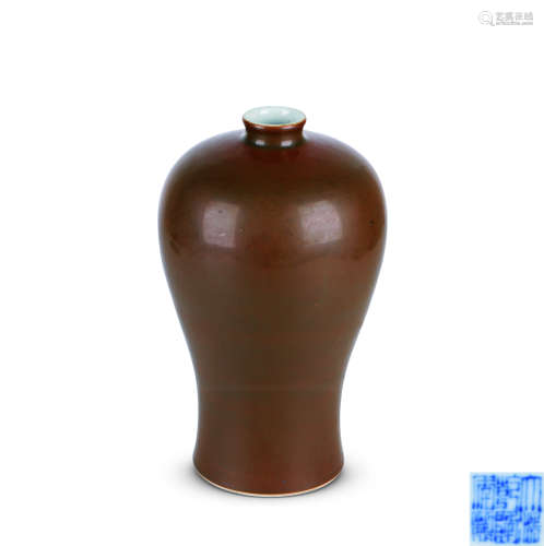 清 紫金釉梅瓶