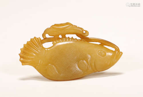 Song Dynasty - Yellow Jade Fish