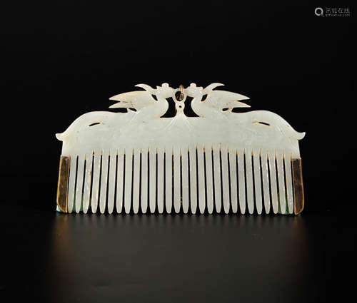 hetian jade phoenix pattern comb from Liao遼代和田玉鳳紋梳子