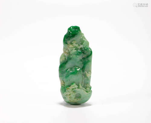 Green Jade Mountain Ornament from Qing清代翡翠山子掛件