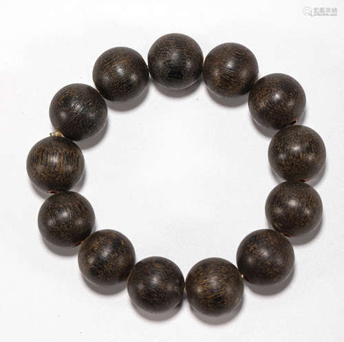 Eaglewood bracelet from Qing清代沉香木手持