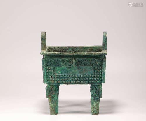 Bronze Squared Vessel from Han漢代青銅四方鼎