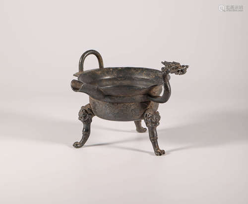 Bronze Cup in Dragon Grain from Tang唐代铜质龙纹杯