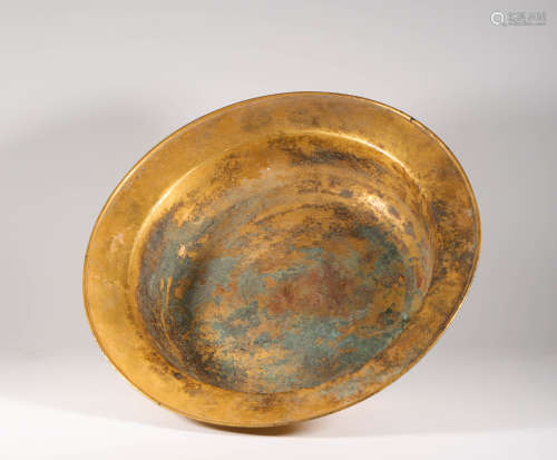 Bronze inlaying with Gold Basin in Inscription from Liao辽代铜鎏金经文佛像盆