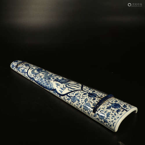 A Chinese Blue and White Dragon&phoenix Pattern Porcelain Qin