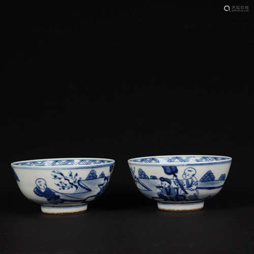 A Chinese Blue and White Figure Painted Porcelain Bowls