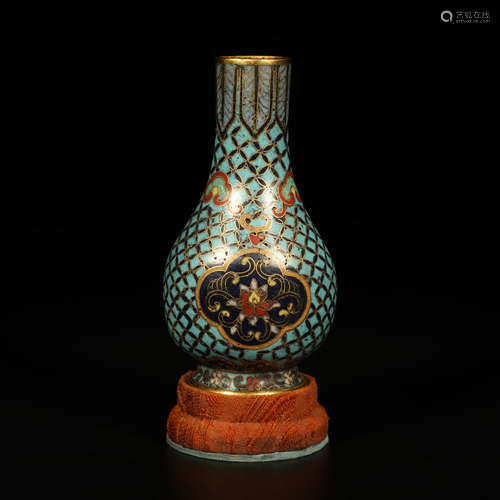 A Chinese Gild Cloisonne Guanyin Vase