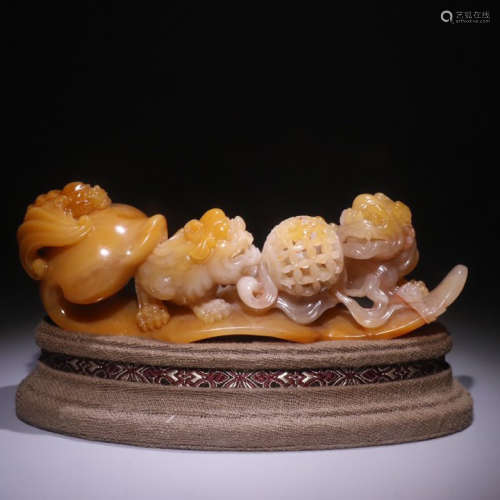 A Chinese Lions Carved Shoushan Tianhuang Stone Ornament